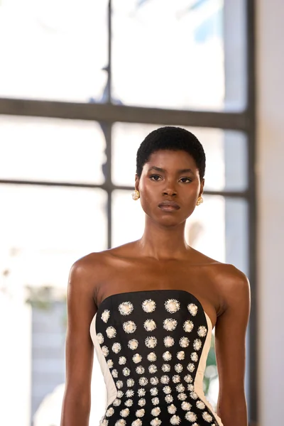 Look 27